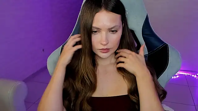 yourArya's cam snapshot