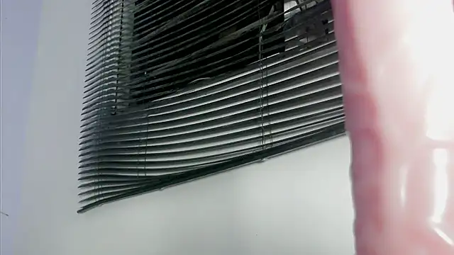 mishel_hott's cam snapshot