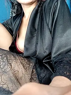 Saniya76's cam snapshot