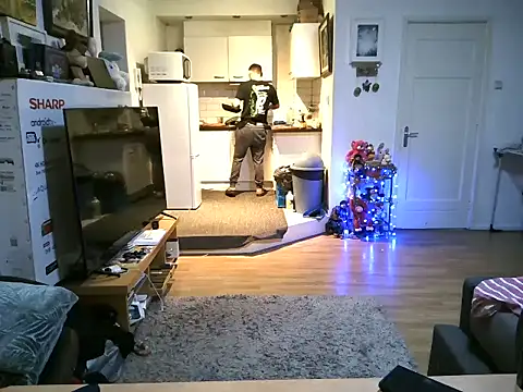 mihaimichael's cam snapshot