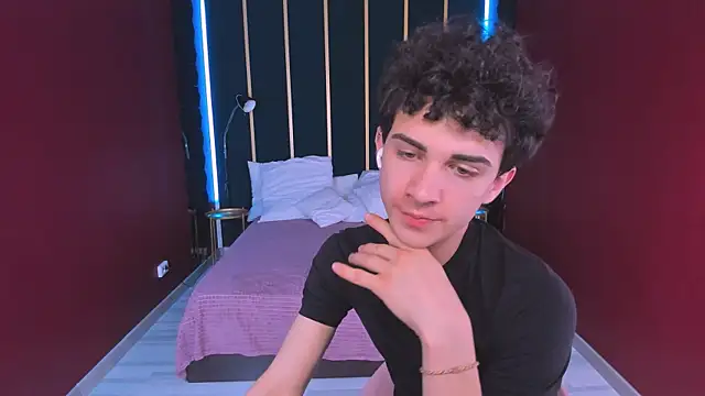 LarryProject's cam snapshot