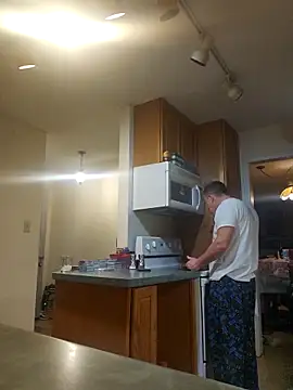 Bigtater1999's cam snapshot