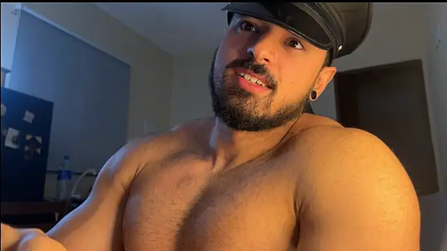 Lucasfit24 live sex cam