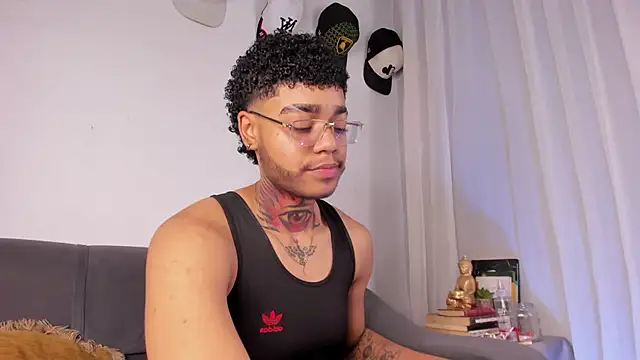 santi_xximo live sex cam