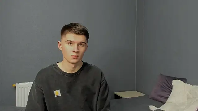 SherlockMax live sex cam