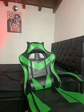 Valentino_Xander live sex cam