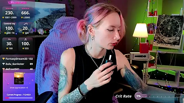 _HelenCarter's cam snapshot