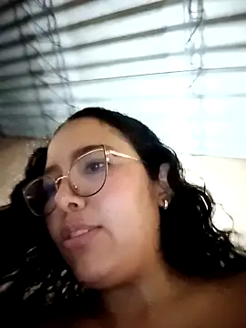 Sweett_Ladie's cam snapshot