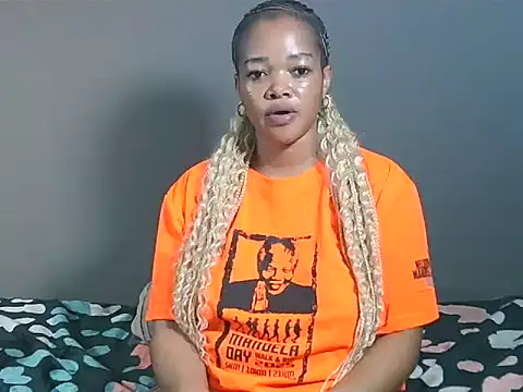 MissHornyChristian25's cam snapshot