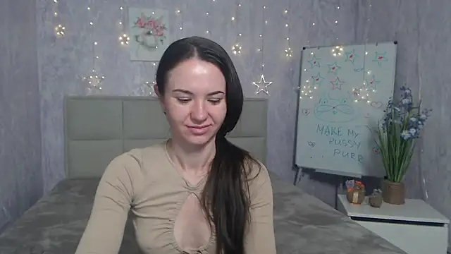 KaraCriegs's cam snapshot