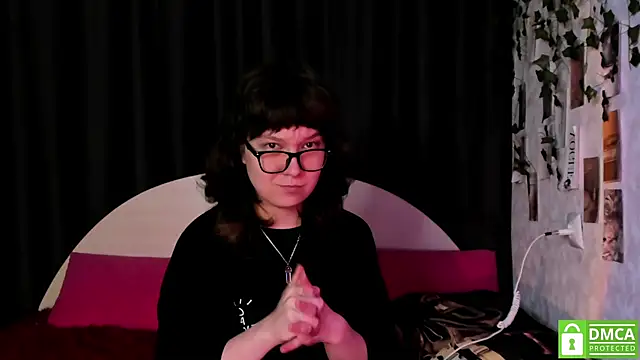 dreamgirllovee's cam snapshot