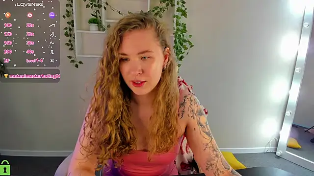 Elsie_Cutties's cam snapshot