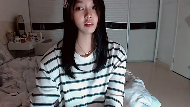 Miu1_girl live sex cam