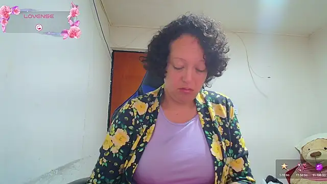 Miss_Oriana's cam snapshot