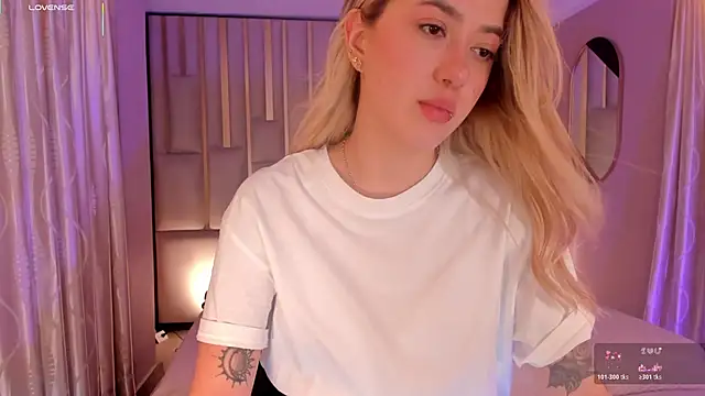 EveBensonX's cam snapshot