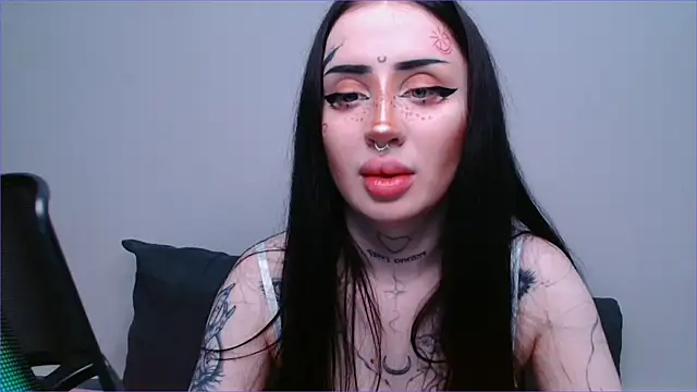 alisa_tattoogirl1's cam snapshot