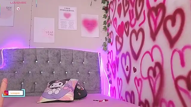 LuckySwagson's cam snapshot