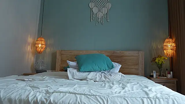 Sarah_Pink's cam snapshot