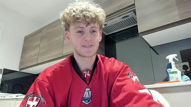 DominantAlex18's cam snapshot