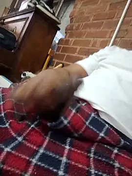 Moet_Chandon's cam snapshot