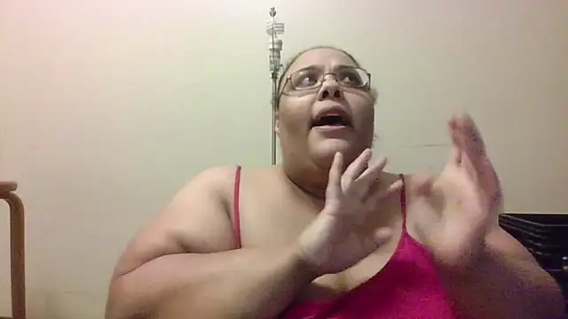 SexyBBW10790's cam snapshot