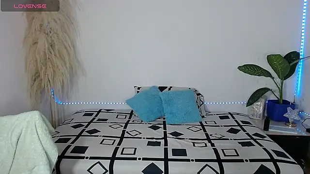 talia_florez's cam snapshot