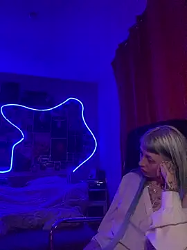 Dooubletroublee's cam snapshot