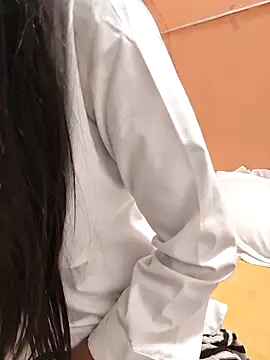 Shalu_G's cam snapshot