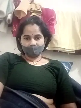 JULEE-740's cam snapshot