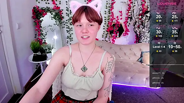 DreamyLuna's cam snapshot