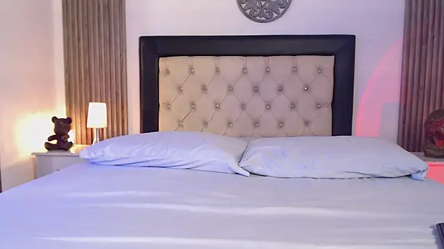 zoe_jones13's cam snapshot