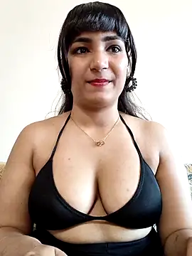 Its_Gayatri's cam snapshot