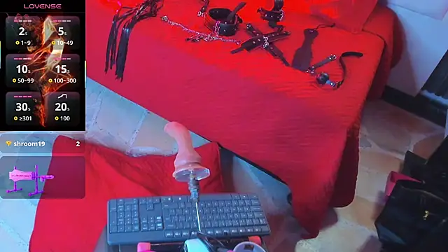 MaraBlake_'s cam snapshot