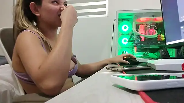 isabelly08ty's cam snapshot