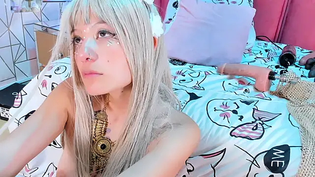 Alicebenett's cam snapshot