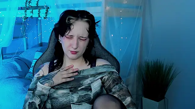 AsheLucker's cam snapshot