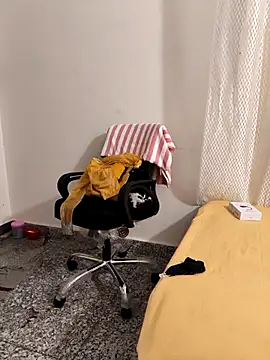 Shalu_G's cam snapshot