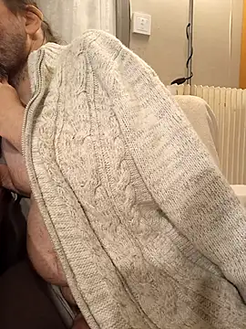 teekoine1's cam snapshot