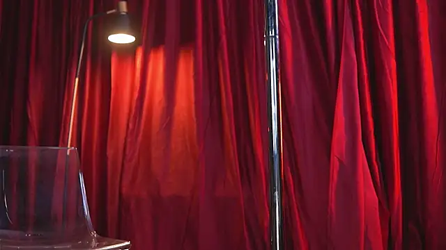 Evelyn_Evyyy live sex cam