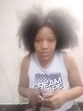 CaramelBoootie's cam snapshot