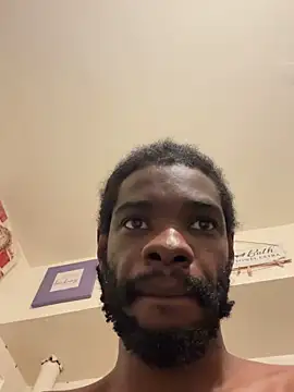 BigBDMari live sex cam