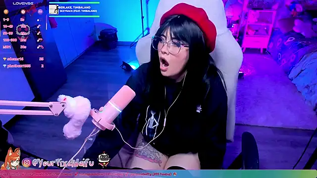 AlyssaRomanova's cam snapshot