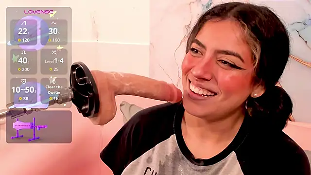 taylor_cupper's cam snapshot