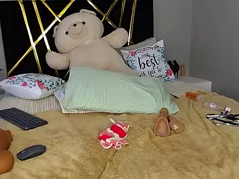 NaughtyVixen25's cam snapshot