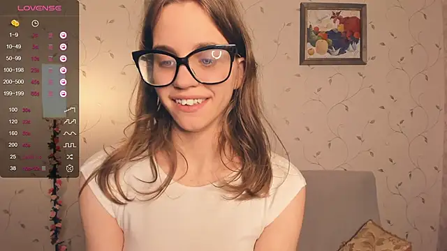 JoanBaggott's cam snapshot