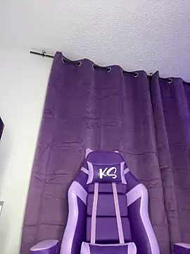 Aliceee_11's cam snapshot