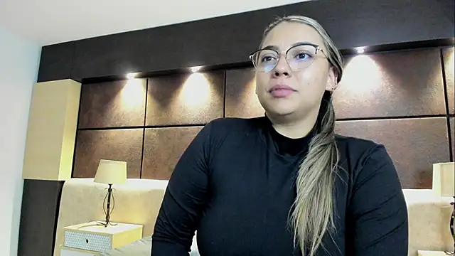 CandelaMartineez's cam snapshot