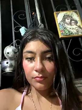 Sweed-virgin-pussy live sex cam