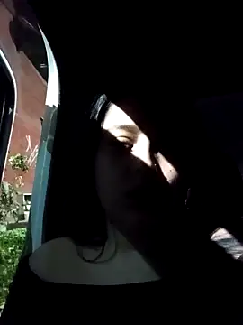 Flora_sweet's cam snapshot