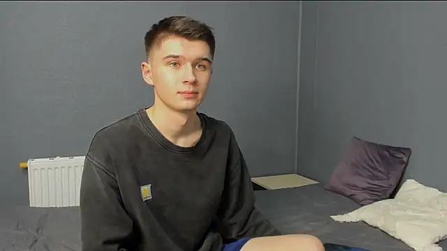 SherlockMax live sex cam